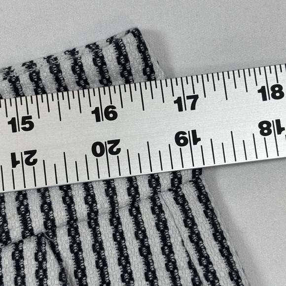 Ann Taylor Factory Women's Size 8 Striped Ankle Pants - Picture 5 of 6